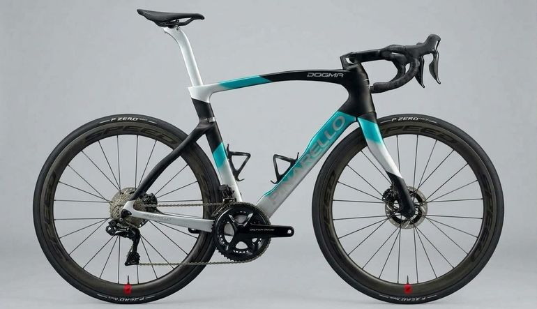 Pinarello DOGMA F DURA ACE Di2 Disc 2024
