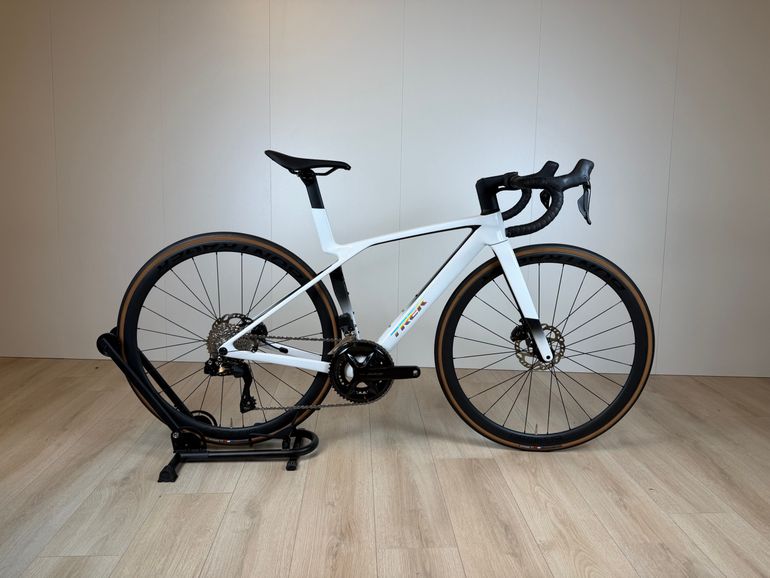 Trek Madone SL 6 Gen 8 2025