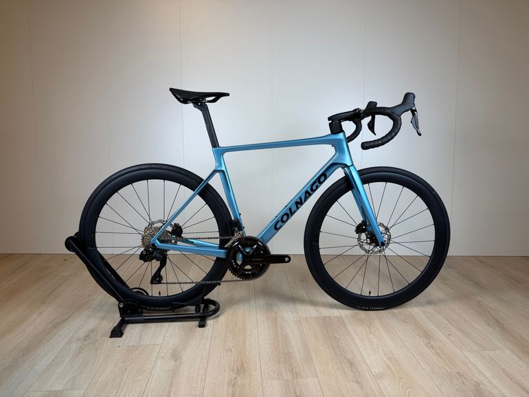 Colnago V4 Shimano 105 Di2 2025