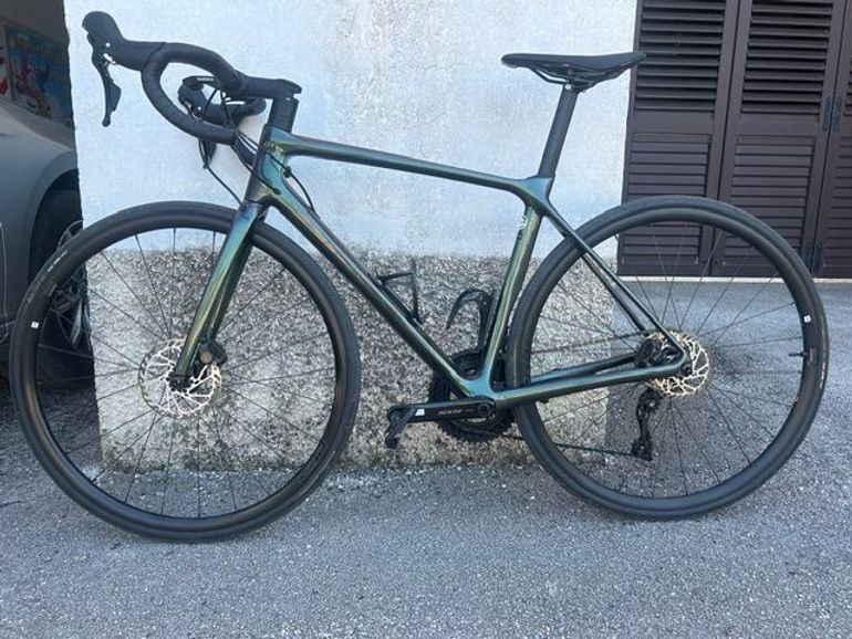 Giant TCR Advanced Pro, Disc 1 AR 2023 — Price & Specs | 2BX