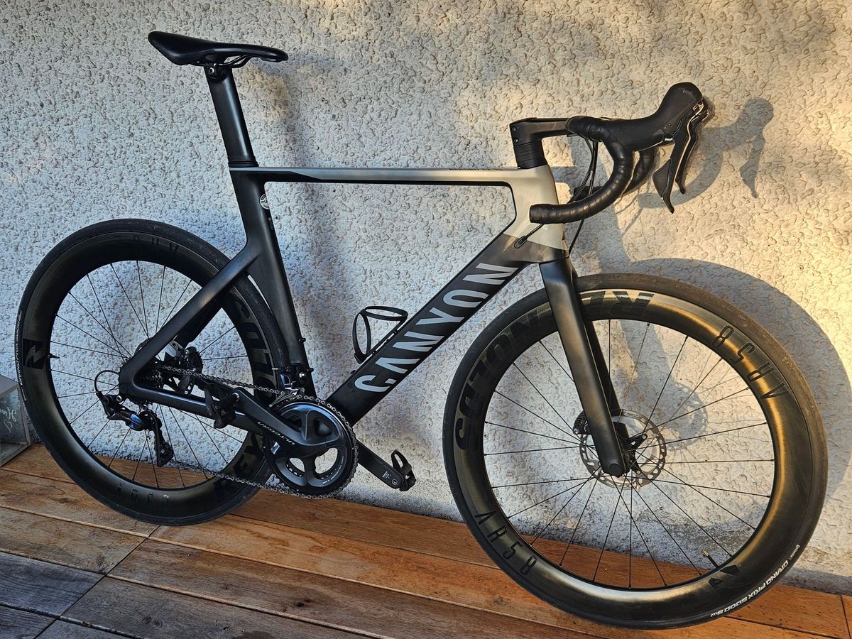 Used Canyon Aeroad CF SL 8 2022 – € 2.950 | buycycle