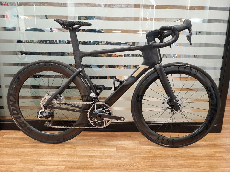 3T STRADA ITALIA RED E1 AXS 2X12 ZIPP 353 NSW 2024