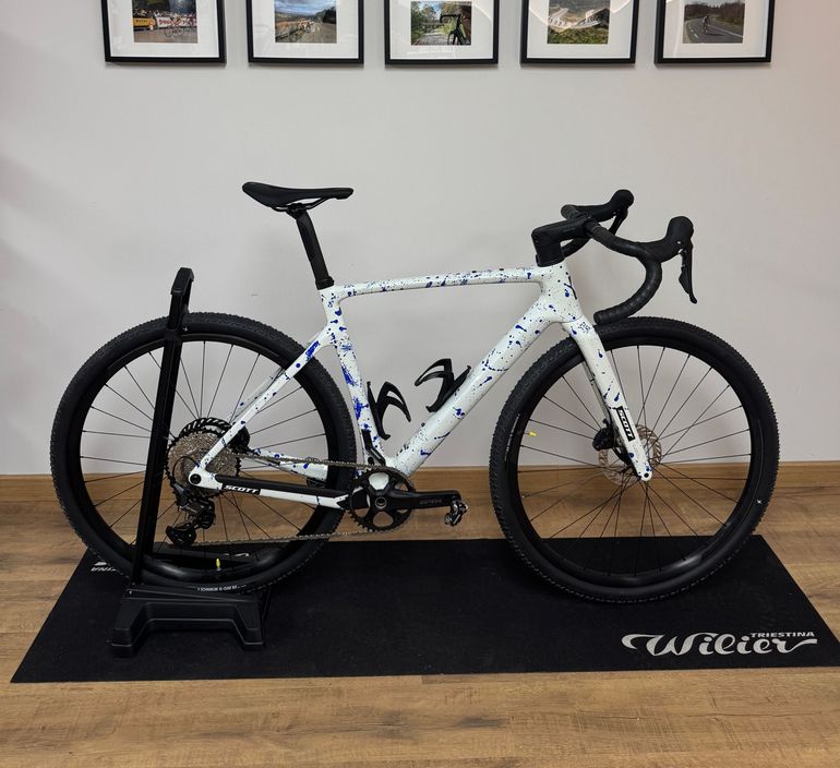 Scott Addict RC 30 2025