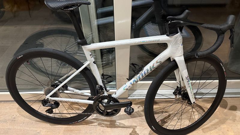 Used Specialized Tarmac Shimano Ultegra Di2 2025 Road & Gravel