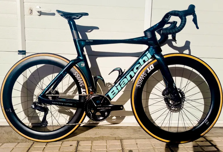 Bianchi Oltre RC Super Record EPS 2023
