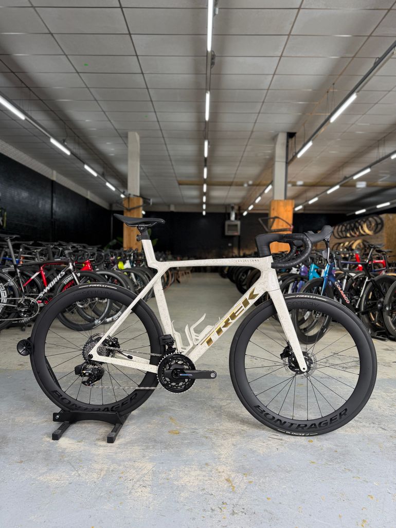 Trek Madone SLR 7 AXS Gen 8 2026