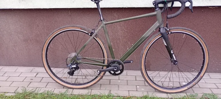 Triban Road bike RC 100 2024