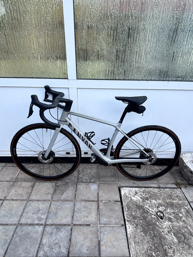 Gebrauchtes Canyon Endurace CF SL 8 Di2 2023 2023 Road & Gravel