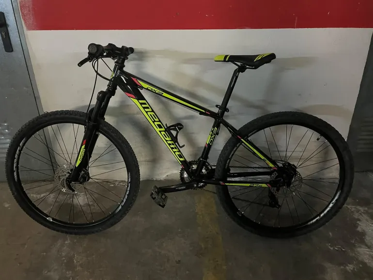 Megamo DX3 2025