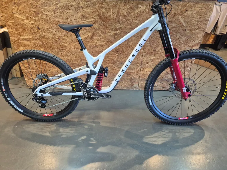 Commencal SUPREME DH V5 ROCKSHOX 2026