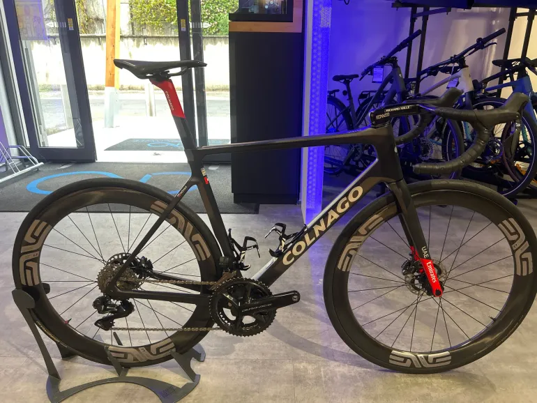 Colnago V4Rs Shimano Dura Ace Di2 2025