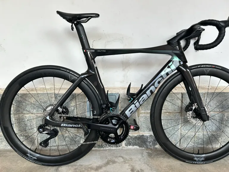 Bianchi Oltre PRO SHIMANO ULTEGRA DI2 2025