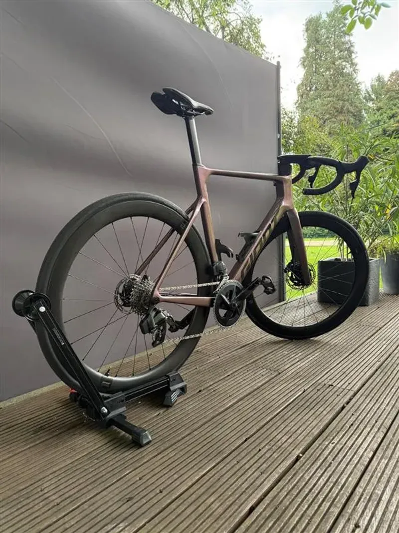 Tweedehands Giant pro Propel Advanced 1 2024 Road & Gravel