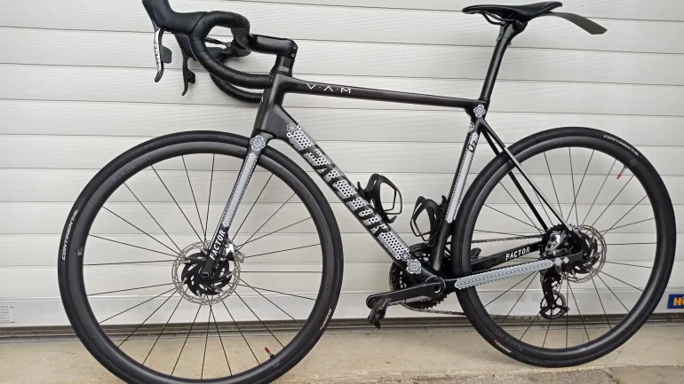 Factor O2 SRAM RED eTap AXS w/ Power Meter 2023