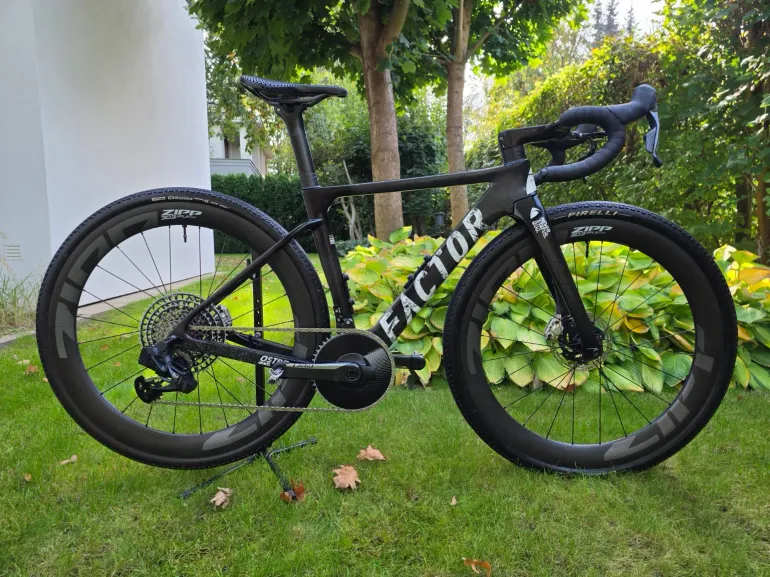 Factor OSTRO VAM SRAM Force eTap AXS w/ Power Meter 2023