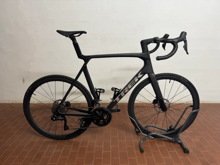 Trek Madone SL 6 Gen 8 2025