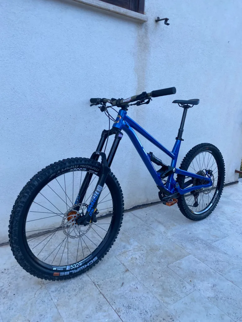 Commencal CLASH 20 2025