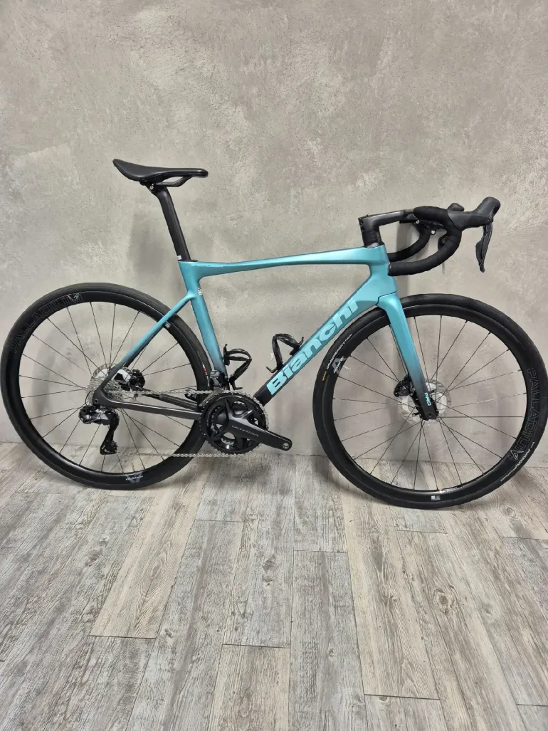 Bianchi Specialissima PRO Ultegra Di2 2024