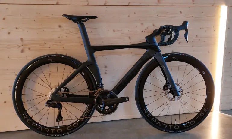 Bianchi Oltre PRO Ultegra Di2 2023