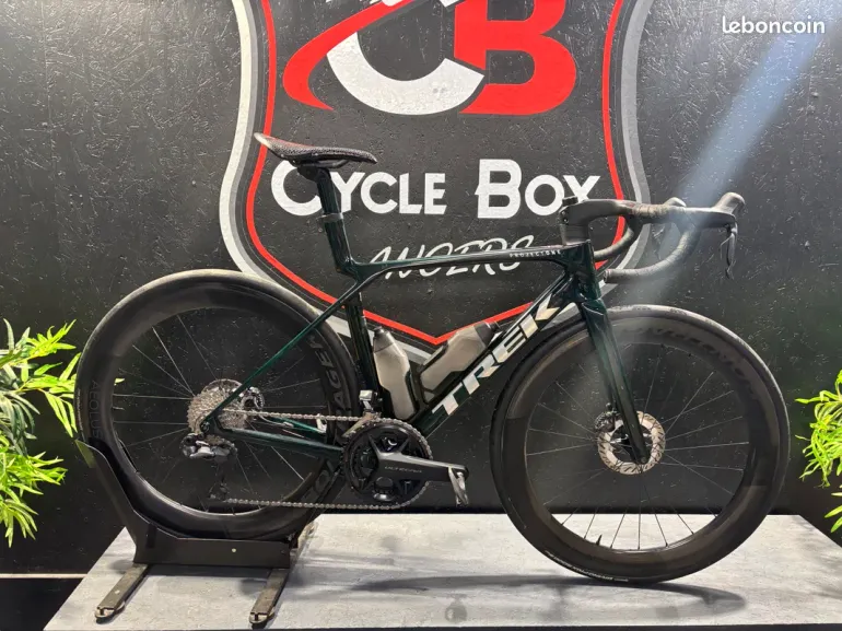 Trek Madone SLR 7 AXS Gen 8 2026