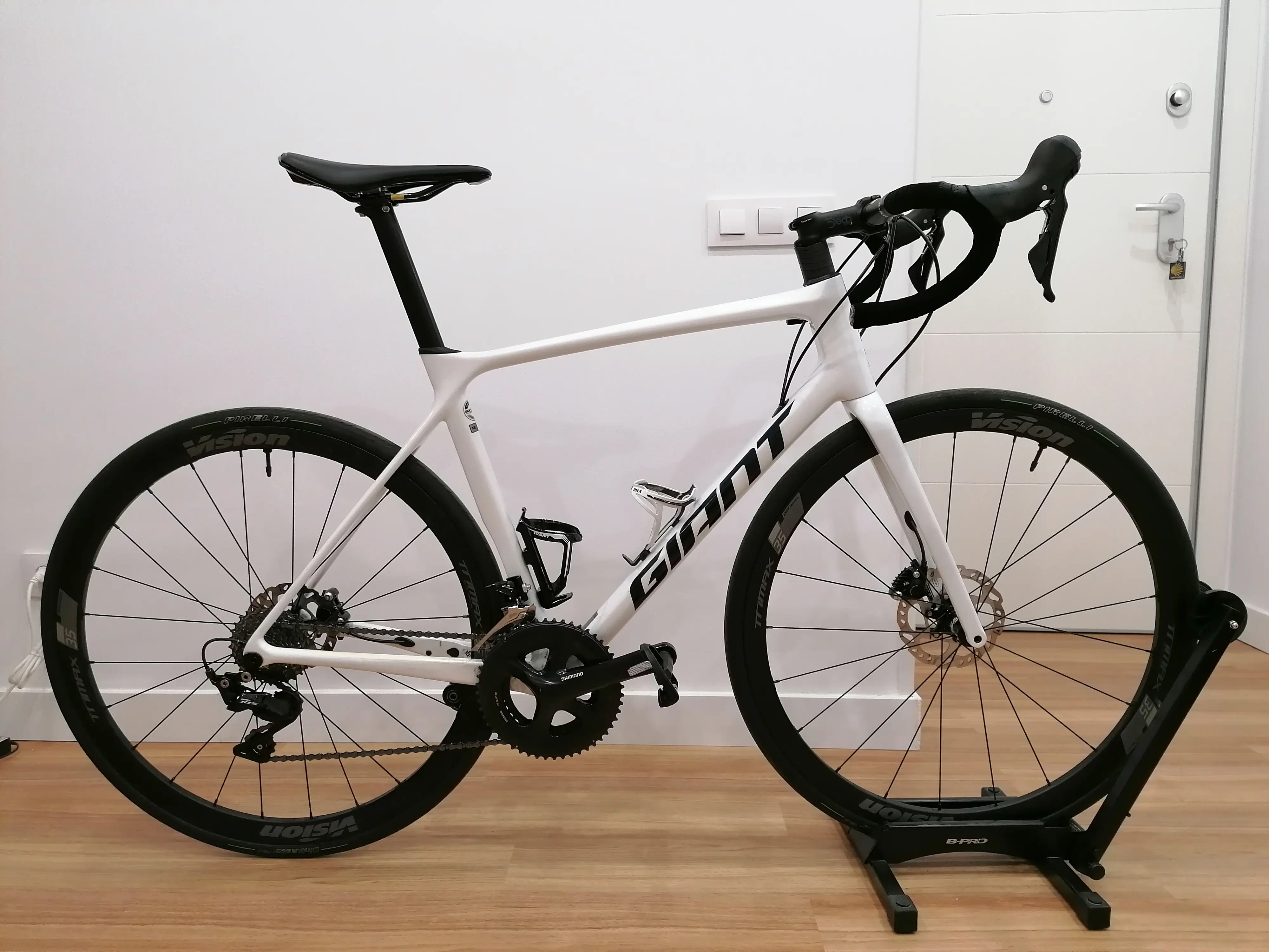 Giant TCR Advanced Disc 2 PC used in L buycycle