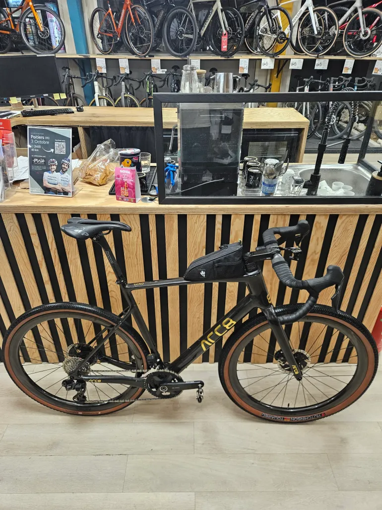 Arc8 Eero GRX DI2 1X 2023