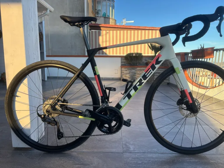Trek Domane SL 5 Gen 4 2025