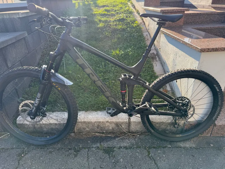 Trek Remedy 8 2022