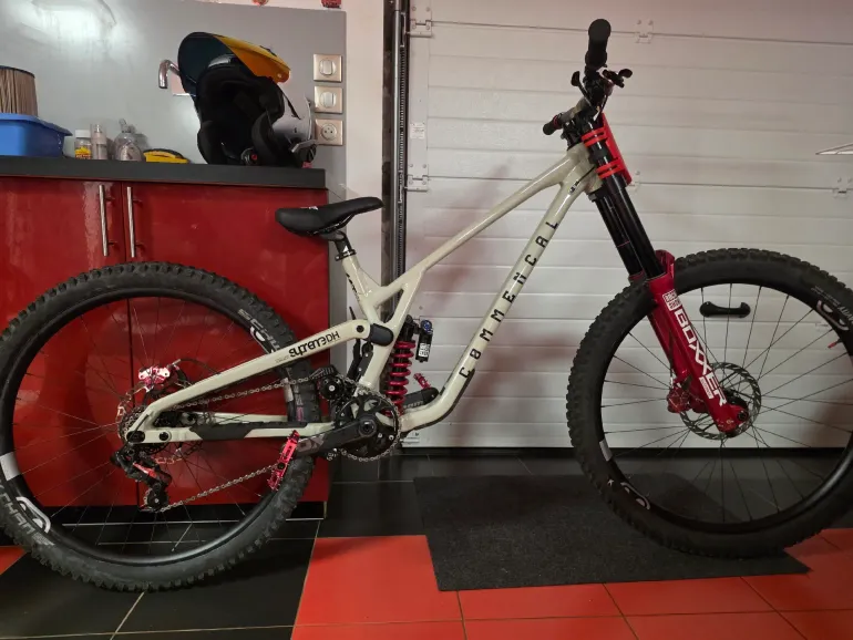 Commencal SUPREME DH V5 XS NEW ROCKSHOX 2023