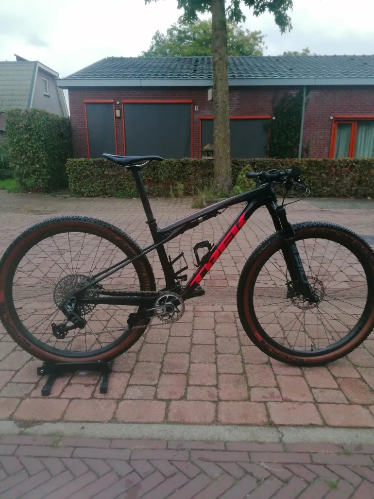Trek Supercaliber SLR 9.8 GX AXS Gen 2 2024