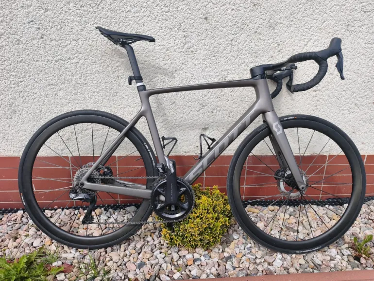 Scott Addict RC 10 2025