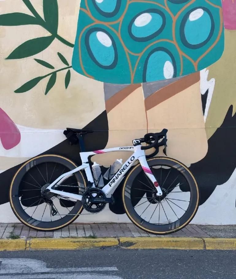 Pinarello DOGMA F DURA ACE Di2 2024