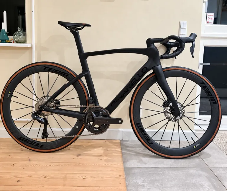 Pinarello F7 ULTEGRA Di2 2023
