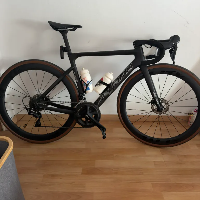 Megamo PULSE ELITE 10 2022