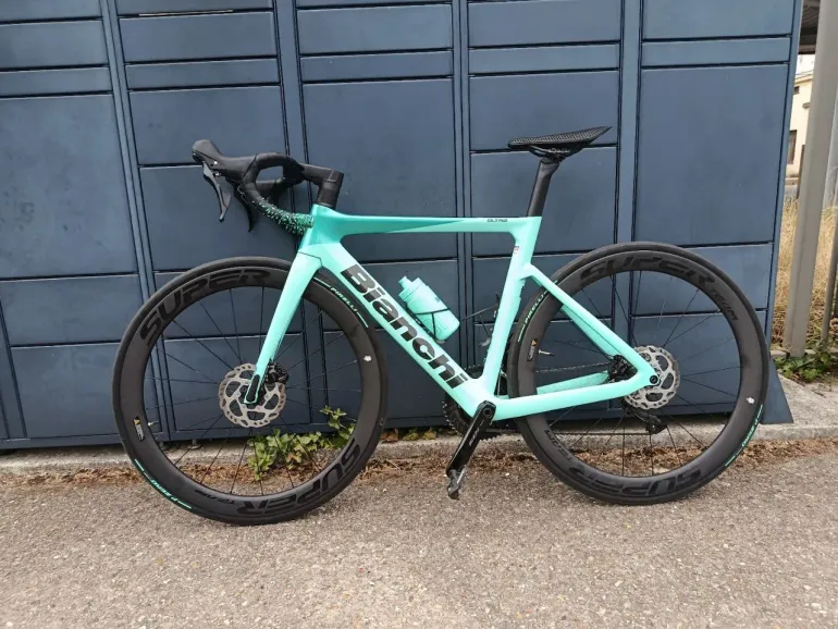 Bianchi Oltre Race 105 Di2 2023