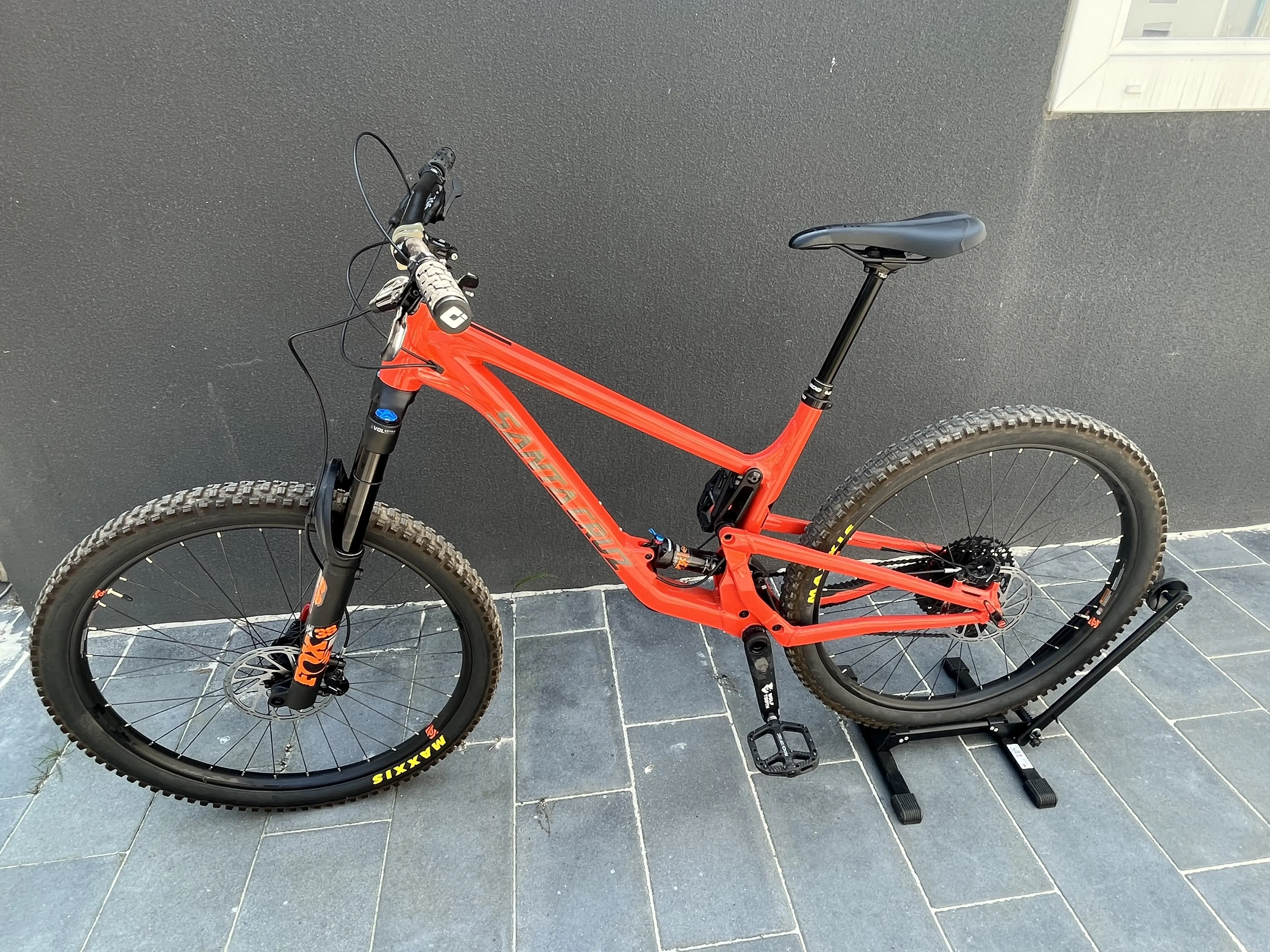 Santa Cruz mudel mida kasutatakse XL buycycle