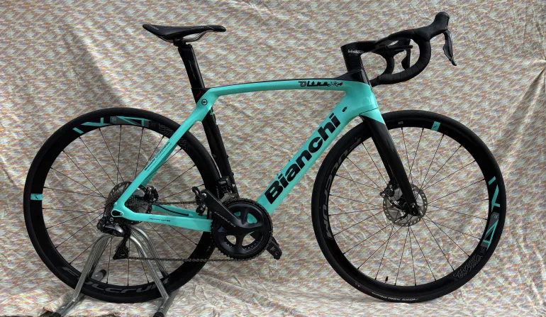 Bianchi Oltre XR4 Ultegra Di2 2020