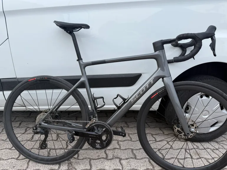 Scott Addict RC 30 2025