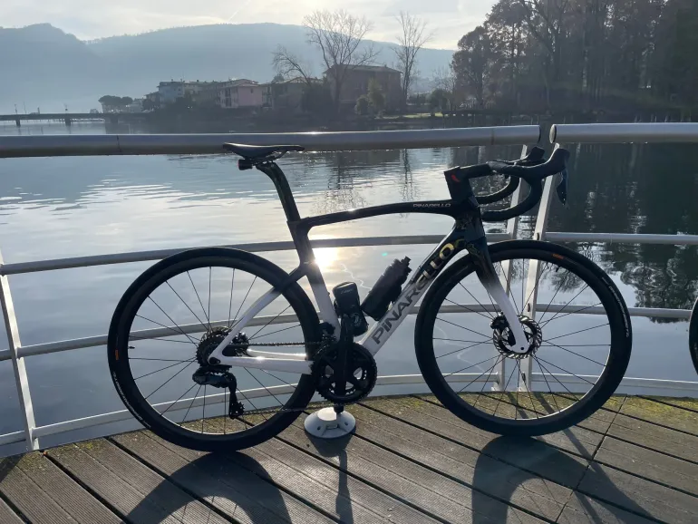 Pinarello F7 ULTEGRA Di2 2023