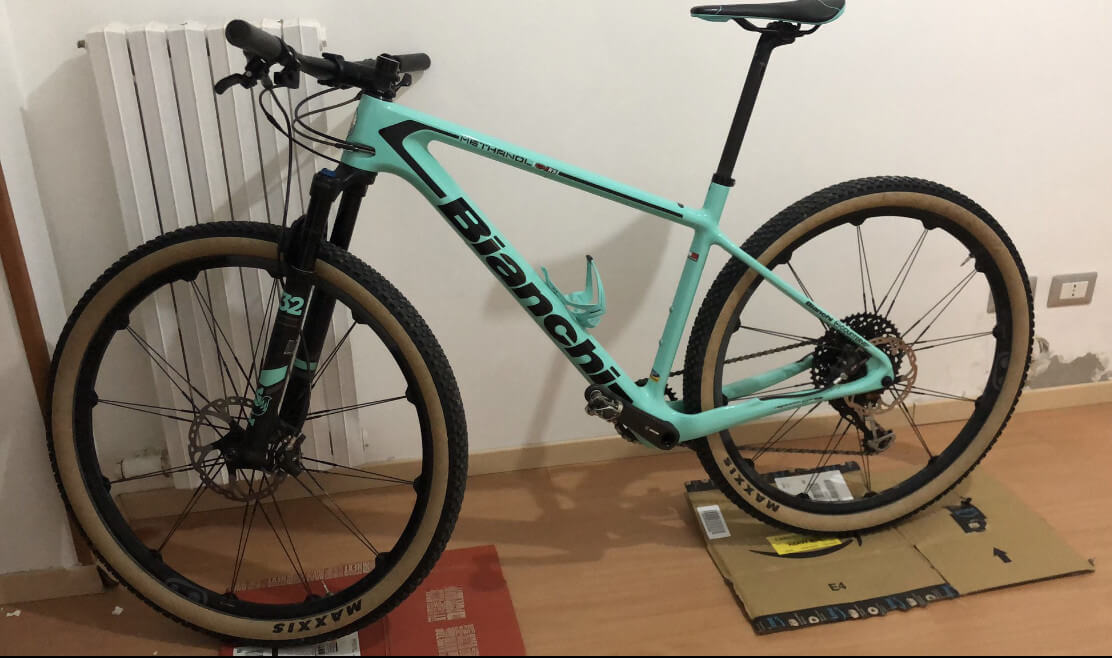 Bianchi Methanol CV RS 9.3 XT used in L buycycle UK