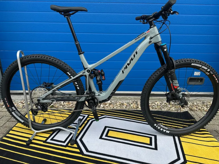 Pivot SHUTTLE AM Ride SLX/XT 2024