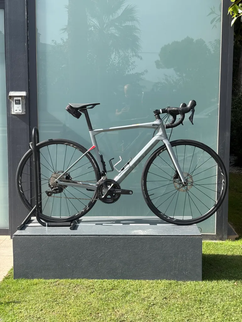 Bmc Roadmachine THREE 2026