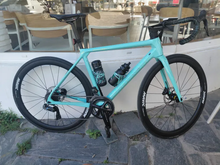 Bianchi Specialissima PRO Ultegra Di2 2024