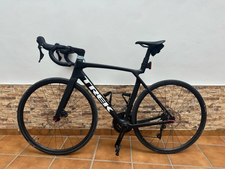 Trek Madone SL 5 Gen 8 2025