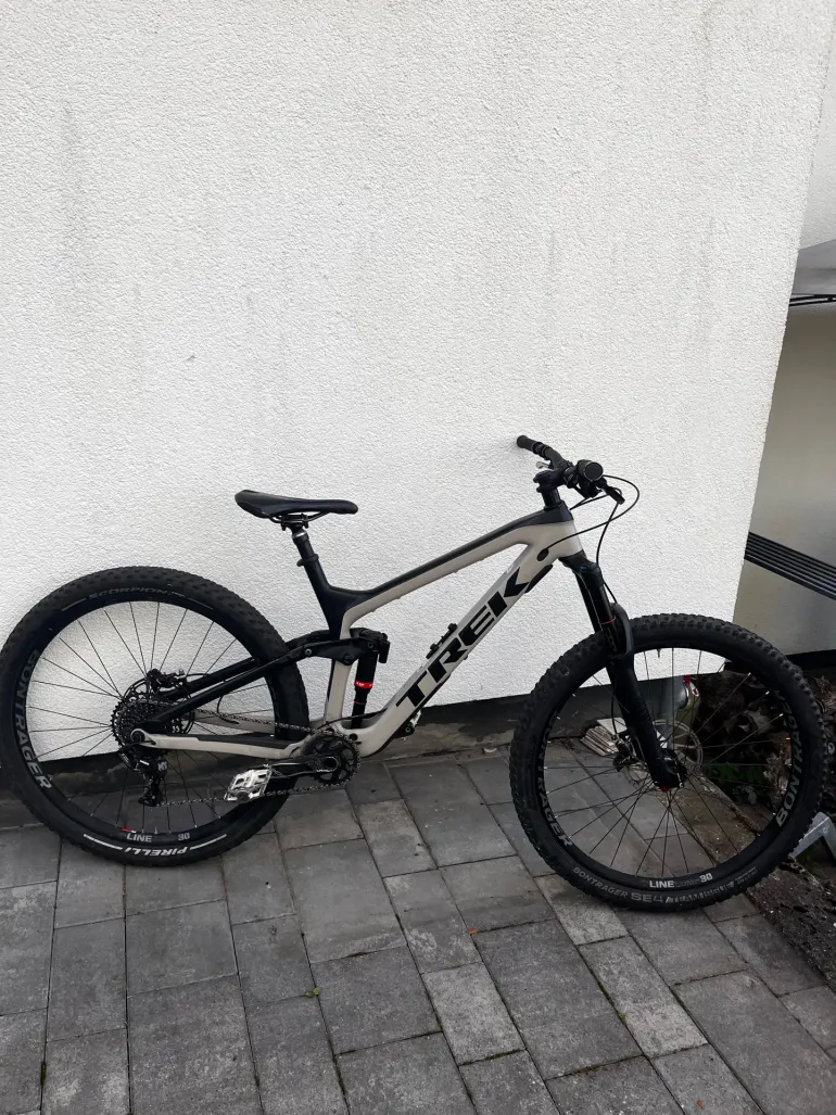 Trek Slash 9.7 29 2020