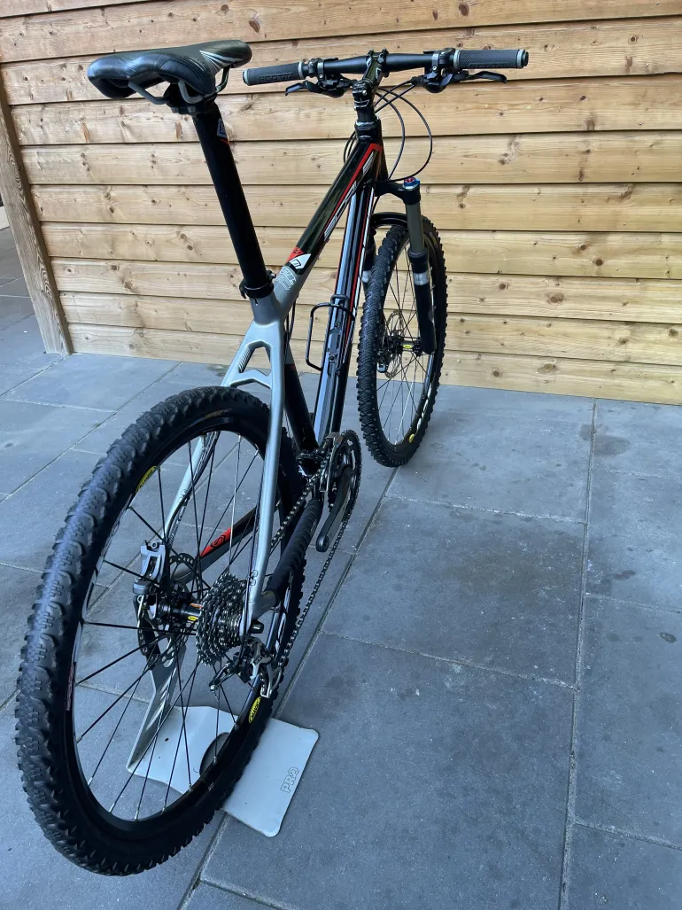 Scott Scale 30 2013 Mountainbike de segunda mano, Negro — imagen 4 de 18