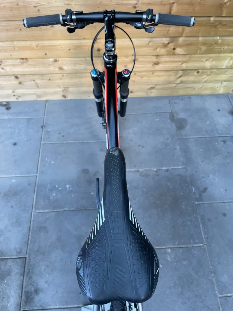 Scott Scale 30 2013 Mountainbike de segunda mano, Negro — imagen 7 de 18