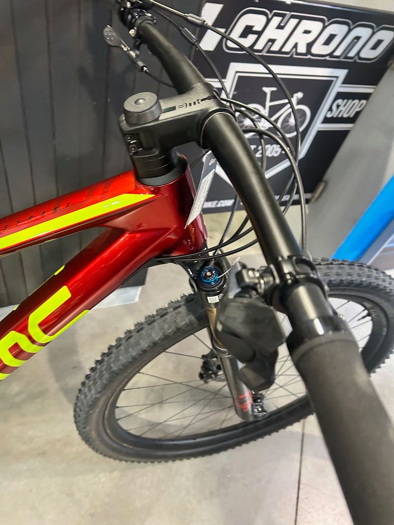 Used BMC Fourstroke 01 ONE 2022 Mountainbike, Red — image 6 of 6