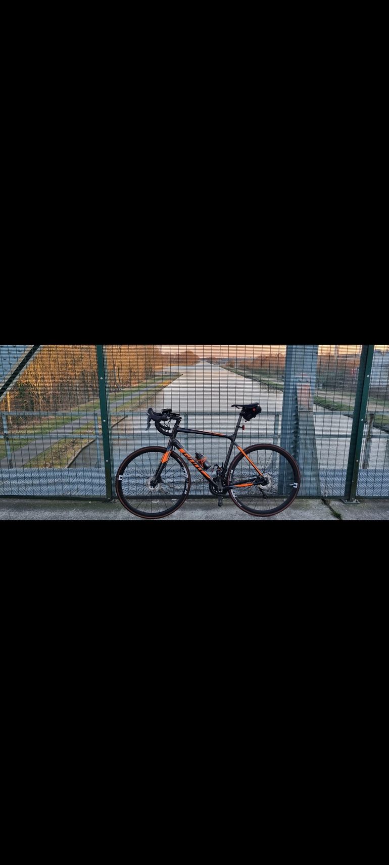 Used Giant Contend SL 2 Disc 2019 Road & Gravel, Orange — image 1 of 4