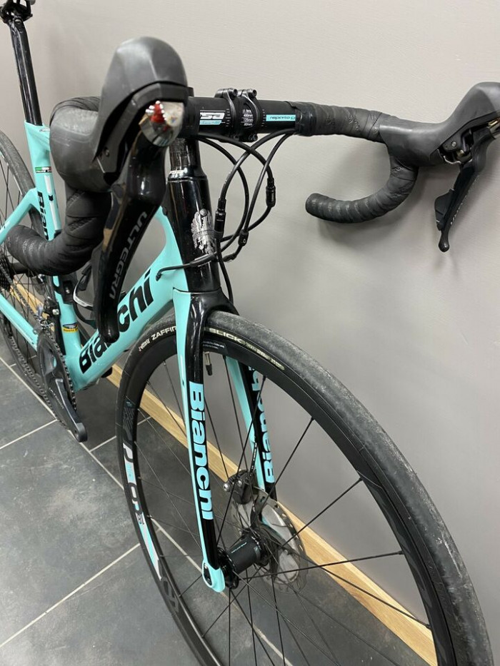 Bianchi aria disc ultegra hot sale 2020